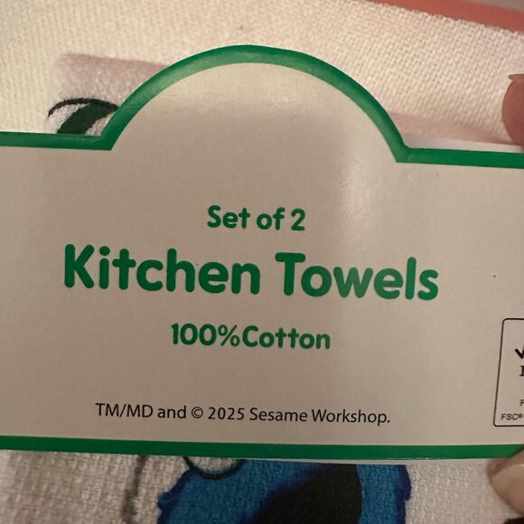 Sesame Street 2 Kitchen Towels Cookie Monster Christmas Cookie Tester NWT - Picture 4 of 4